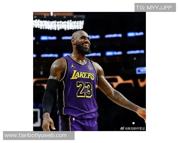 詹姆斯赛季首秀后身体状态良好期待恢复健康重返巅峰