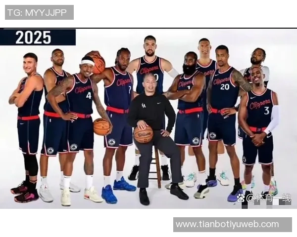 卢指导强调哈登比尔小卡祖巴茨首发组合需寻找最佳化学反应 卢指导强调哈登比尔小卡祖巴茨首发组合需寻找最佳化学反应