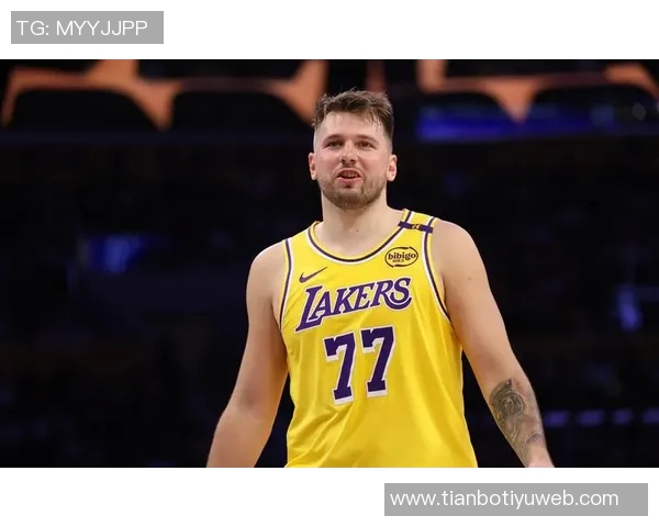 里夫斯谈东契奇交易震惊感受认为他正在逐步适应新环境