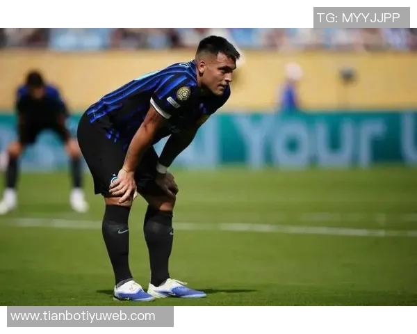 国米客战那不勒斯海报发布劳塔罗独自亮相展现斗志