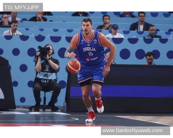 约基奇近期表现惊艳场均32分12篮板12助攻727命中率助球队取胜