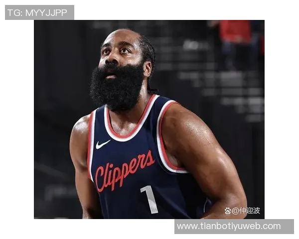 小里直言哈登季后赛表现不如韦德关键球能力存疑引发热议