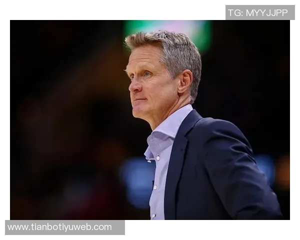 科尔谈执教风格演变强调战术喊声减少的趋势与影响