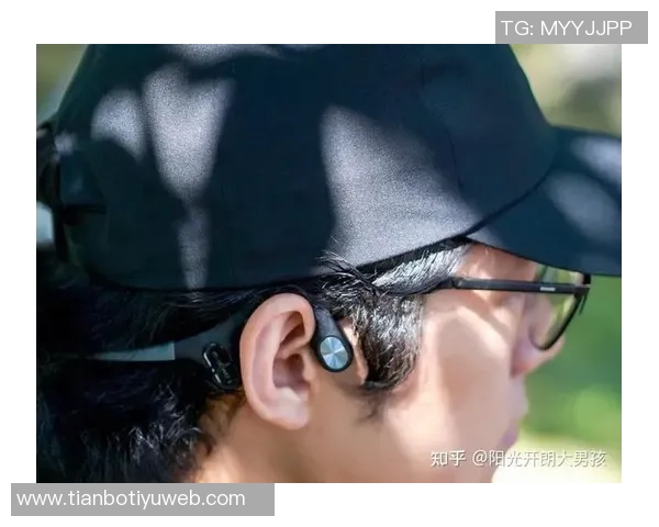 全屏沉浸体验,耳机加持,感受铁人客场的激情与震撼力量 全屏沉浸体验,耳机加持,感受铁人客场的激情与震撼力量